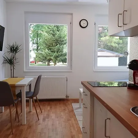 Happy Vibes Apartment, Charming & With Free Parking Appartamento Lubiana